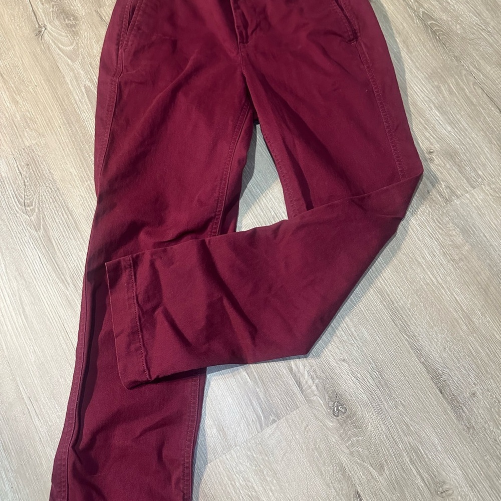 J.Crew High-Rise Girlfriend Chino Pants Burgundy Wine Size 2 Petite